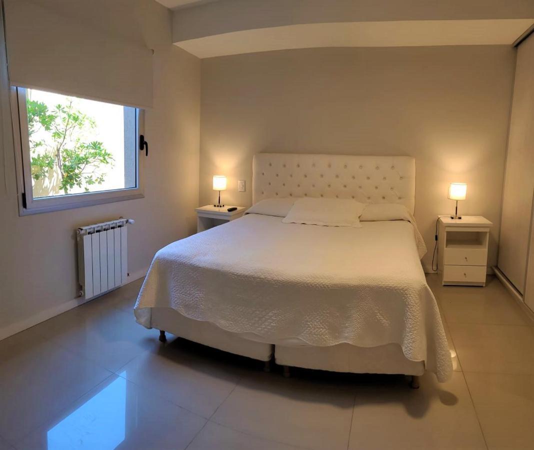 108 Y El Mar - Hotel Tejas Rojas Villa Gesell Eksteriør billede
