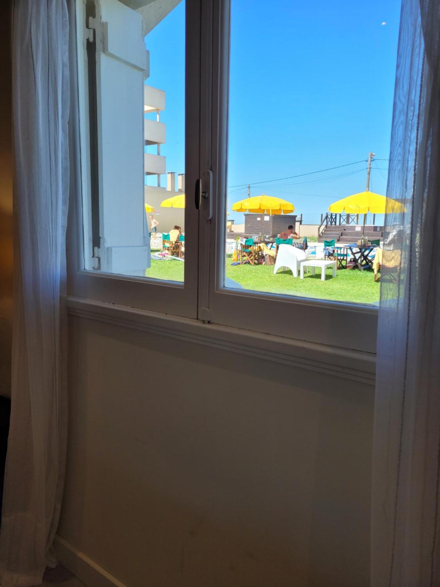 108 Y El Mar - Hotel Tejas Rojas Villa Gesell Eksteriør billede