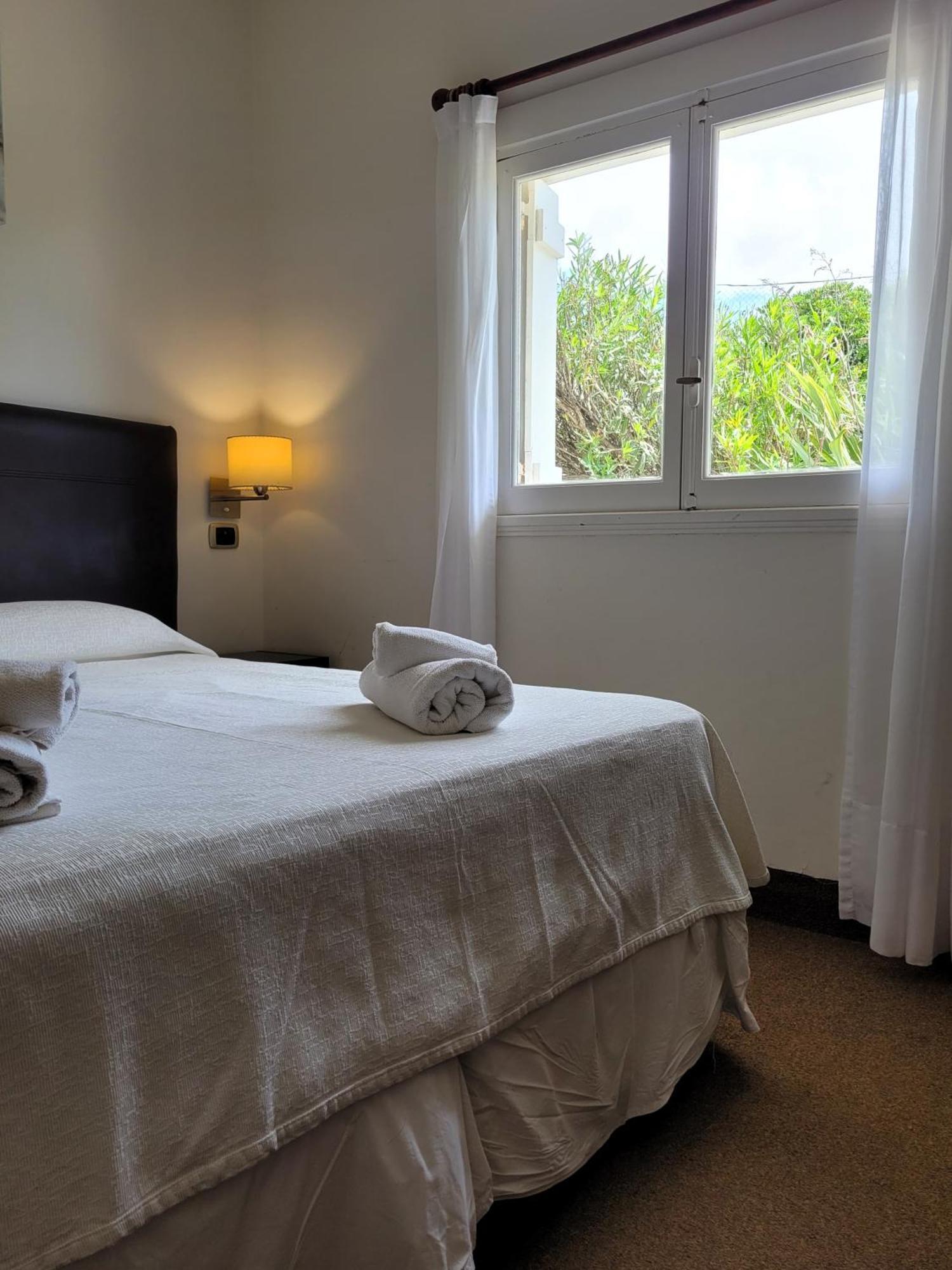 108 Y El Mar - Hotel Tejas Rojas Villa Gesell Eksteriør billede