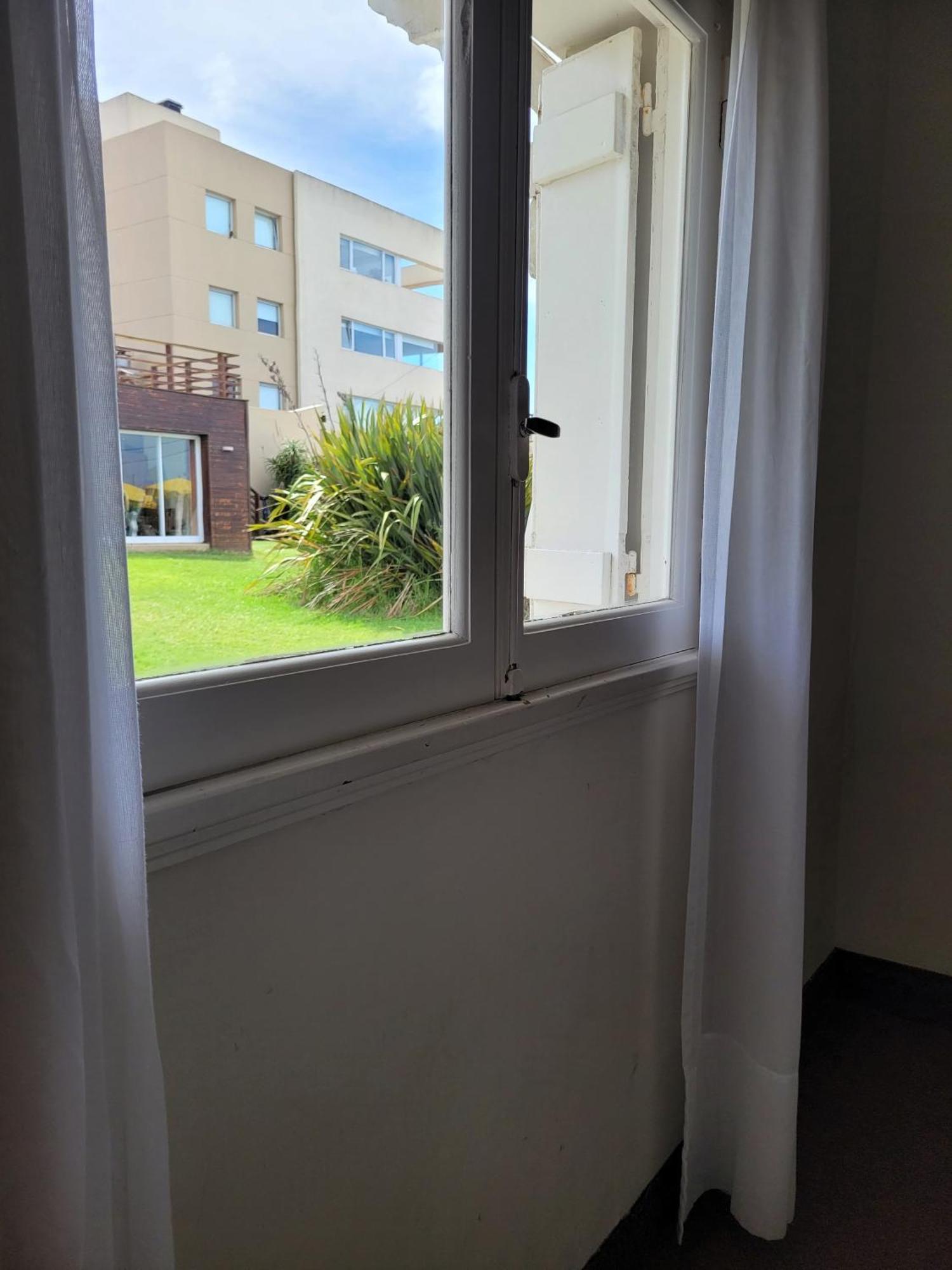 108 Y El Mar - Hotel Tejas Rojas Villa Gesell Eksteriør billede