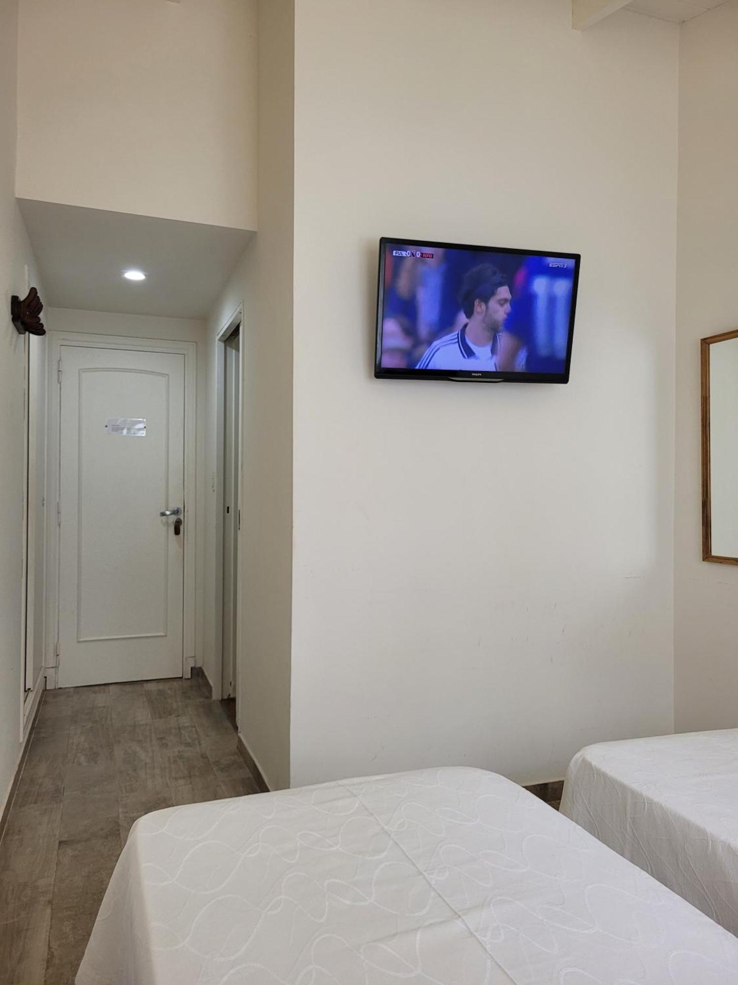 108 Y El Mar - Hotel Tejas Rojas Villa Gesell Værelse billede