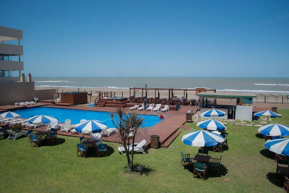 108 Y El Mar - Hotel Tejas Rojas Villa Gesell Eksteriør billede